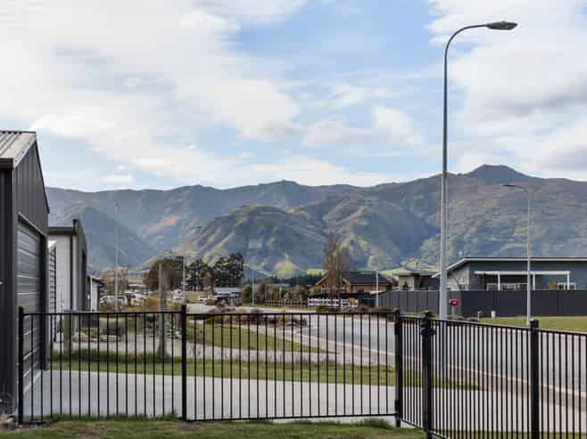 57 Hewson Crescent, Lake Hawea