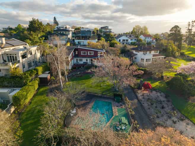 144 Lake Crescent, Hamilton Lake