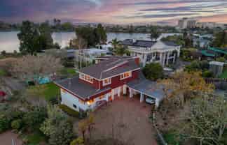 144 Lake Crescent, Hamilton Lake