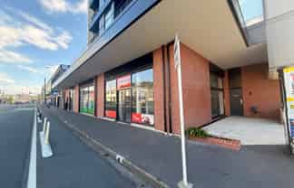 High Exposure on Adelaide Road