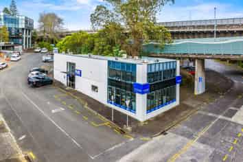 High-Profile Showroom & Office