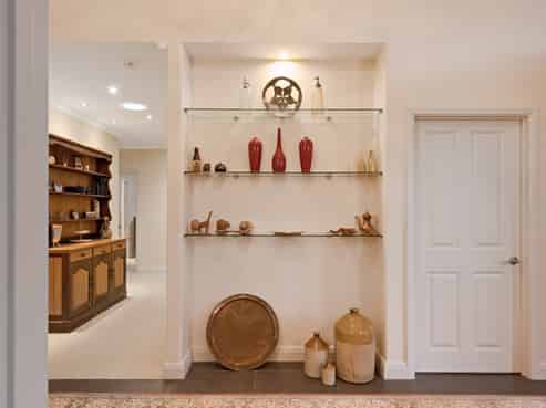 19 Tall Oaks Way, Bethlehem