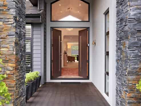 19 Tall Oaks Way, Bethlehem