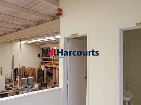 Wairau Valley Warehouse 335sqm - Be Quick!