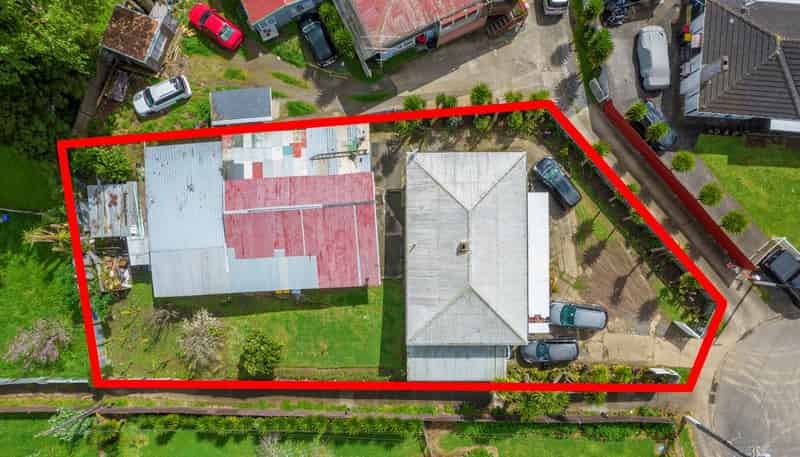 21 Julian Place, Otara