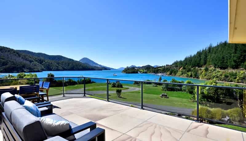 198 Elaine Bay Road, Tennyson Inlet
