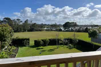 64 Cobham Crescent, Kelston