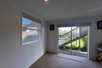 64 Cobham Crescent, Kelston