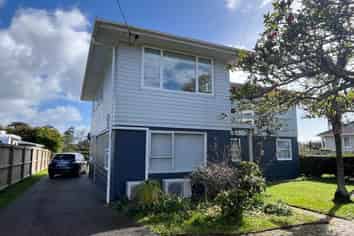 64 Cobham Crescent, Kelston