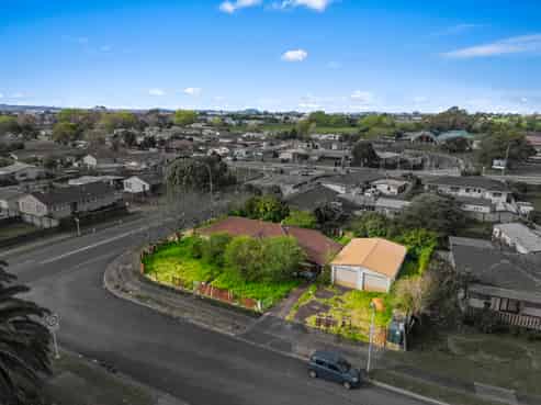2 Tacon Place, Mangere