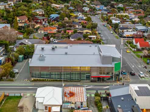 Prime Freehold Corner – Large-Format Opportunity