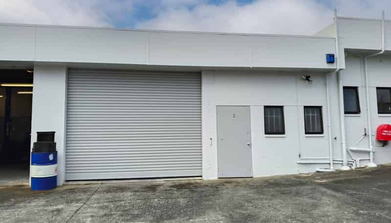 Unit 3/199 Triangle Road, Massey