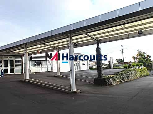 Takapuna Corner Site Office/Showroom