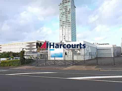 Takapuna Corner Site Office/Showroom