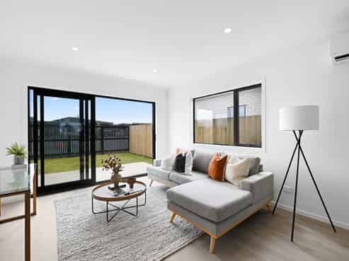 7 Overton Street, Rototuna North