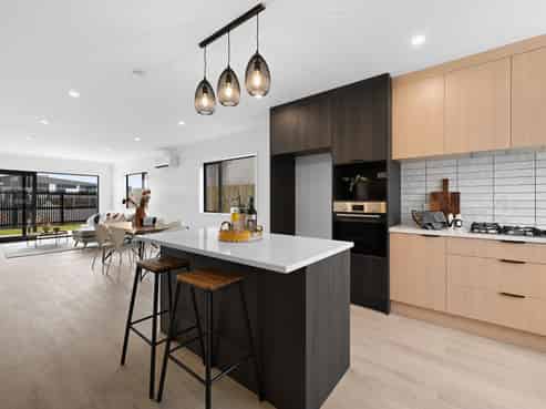 7 Overton Street, Rototuna North