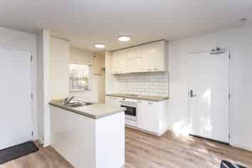 1/16 Exeter Street , Merivale