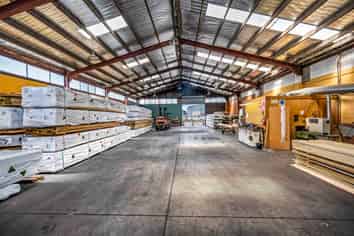 Motivated Vendor – Freehold Industrial Investment