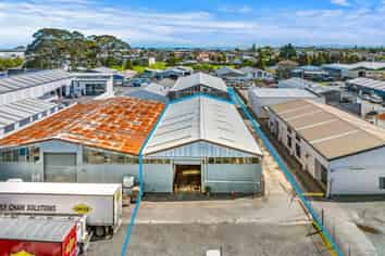 Motivated Vendor – Freehold Industrial Investment