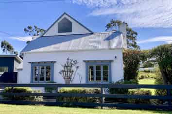 9 Stewart Street, Waikouaiti