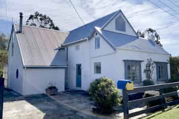 9 Stewart Street, Waikouaiti