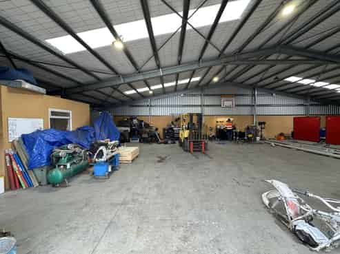 Secure 300sqm warehouse on Leyland Street