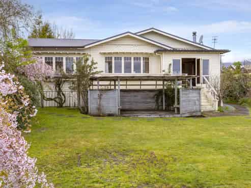 18 Mere Road, Hilltop