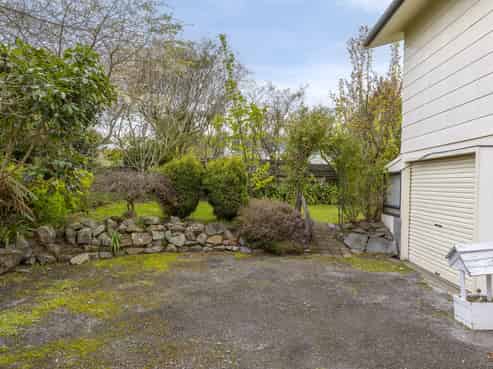 18 Mere Road, Hilltop