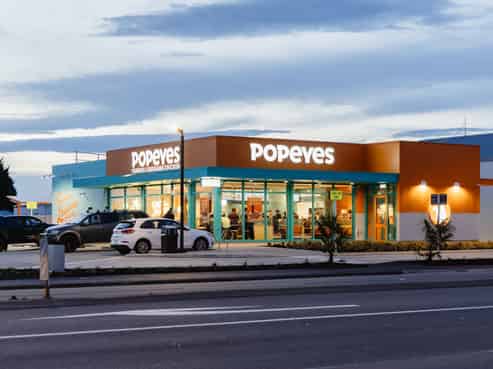 Prime Trophy Asset - 20 Year Lease to Global Brand