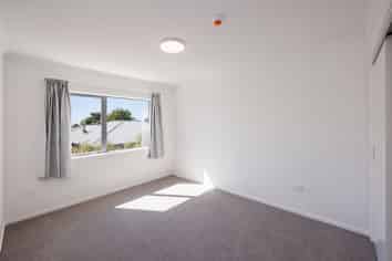b/83 North Street, Palmerston North Central
