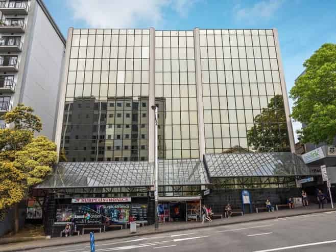 EDUCATION HUB ON QUEEN STREET
