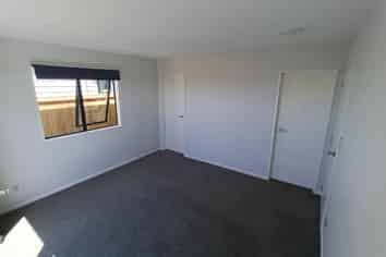 20 Waka Ama Road, Karaka