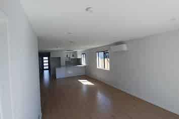 20 Waka Ama Road, Karaka