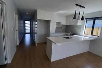 20 Waka Ama Road, Karaka