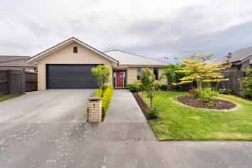 7 Millesimes Way, Yaldhurst
