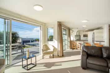 61C Earls Road, Saint Clair
