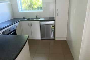 25B Challen Close, Conifer Grove