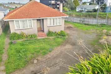 845M² CENTRAL MANUREWA DEVELOPMENT SITE
