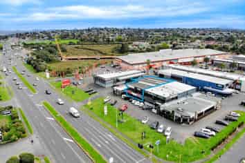6% Return - Refurbished High-Profile Investment!