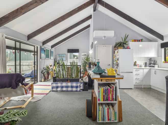 2/7 Kereru Street, Two Mile Bay