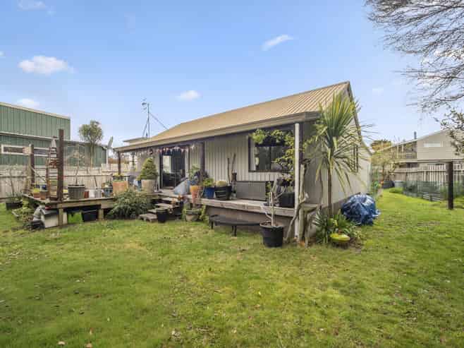 2/7 Kereru Street, Two Mile Bay