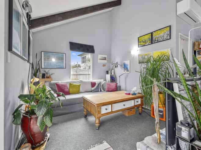 2/7 Kereru Street, Two Mile Bay