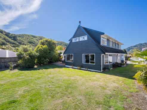 14a Huia Street, Waikawa
