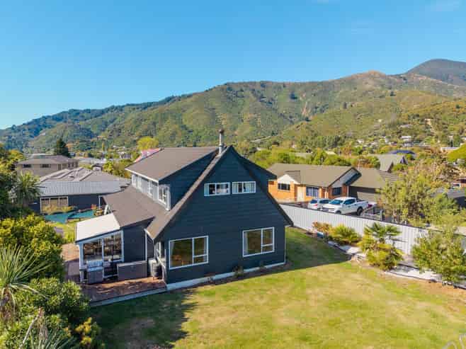 14a Huia Street, Waikawa