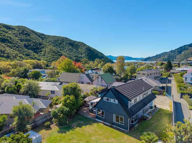14a Huia Street, Waikawa