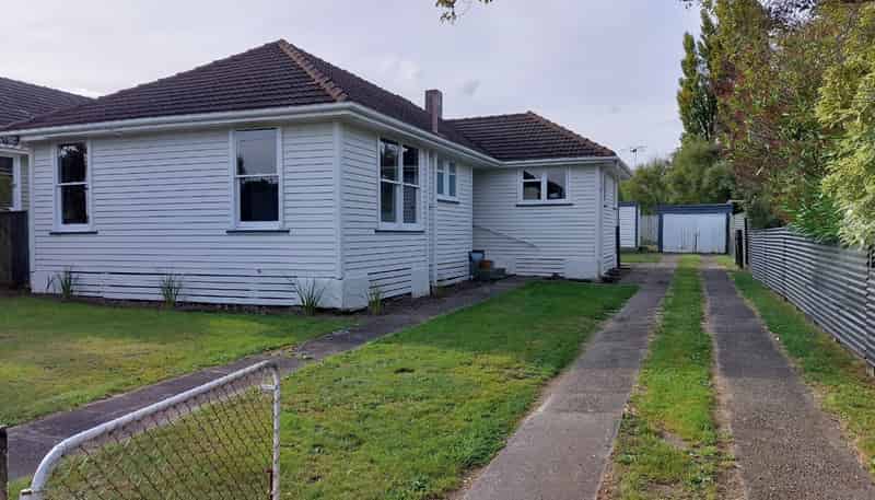 33 Railway Crescent, Masterton