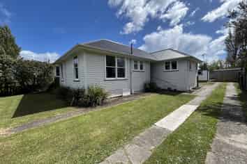 33 Railway Crescent, Masterton