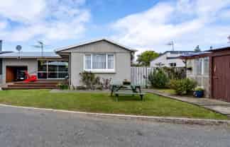 flat 1/296 Nelson Street, STRATHERN