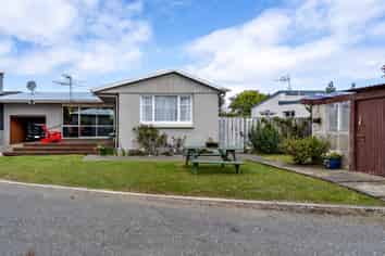 flat 1/296 Nelson Street, STRATHERN