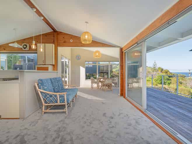 3 Puketitiro Place, Whitianga